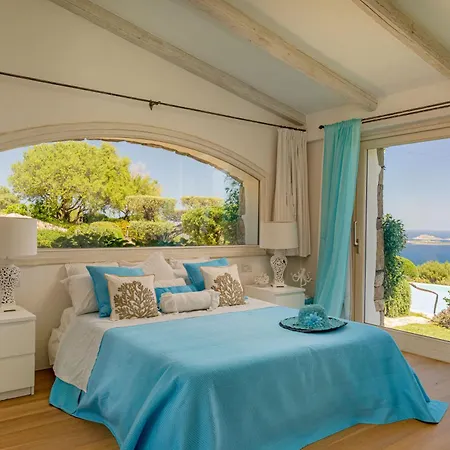 Villa Panoramica Vista Mare-privacy Con Piscina