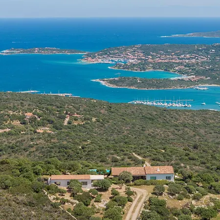 빌라 Panoramica Vista Mare-privacy Con Piscina *