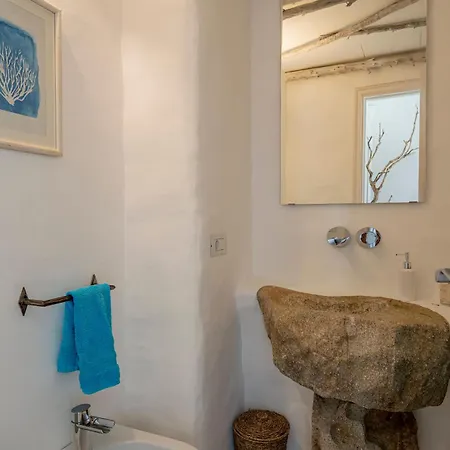 Panoramica Vista Mare-privacy Con Piscina Вилла
