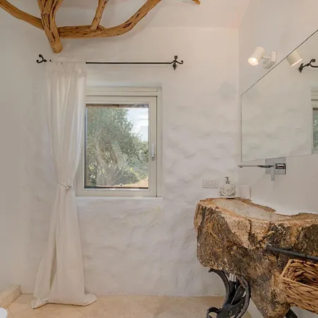Вилла Panoramica Vista Mare-privacy Con Piscina *